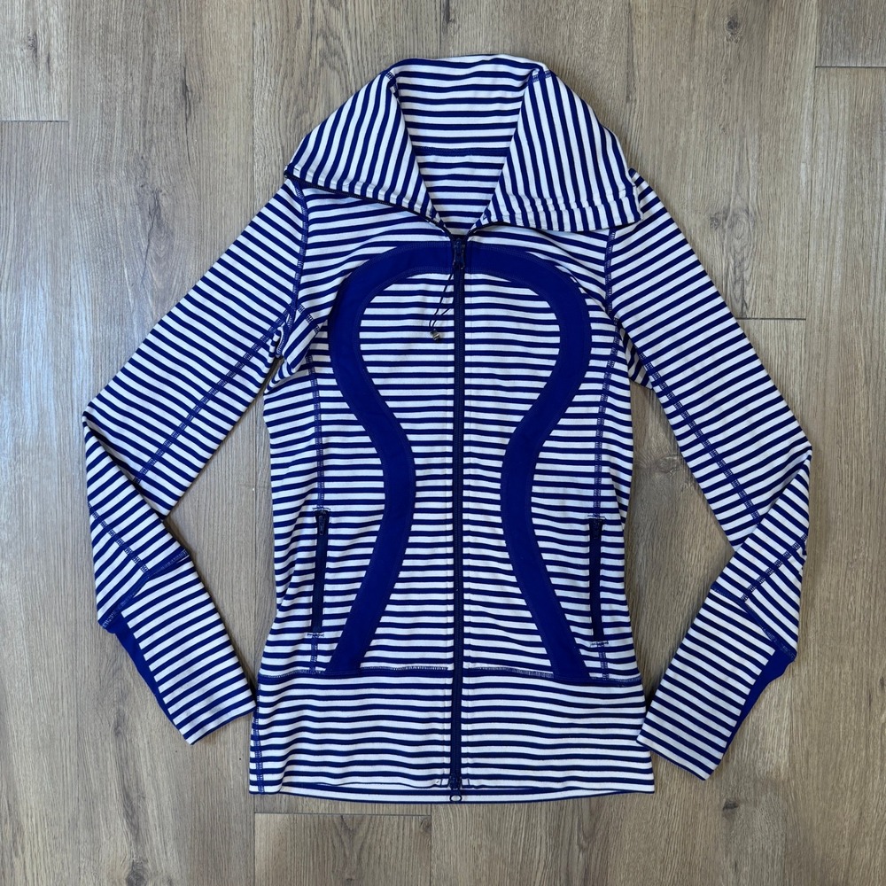 Lululemon Define Jacket Retro Style Blue White Strip Full Zip Thumbholes Size 2